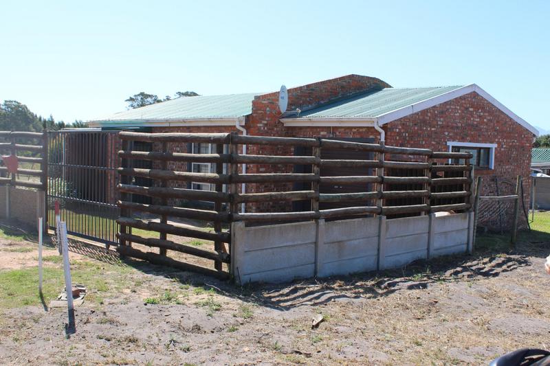 2 Bedroom Property for Sale in Albertinia Western Cape